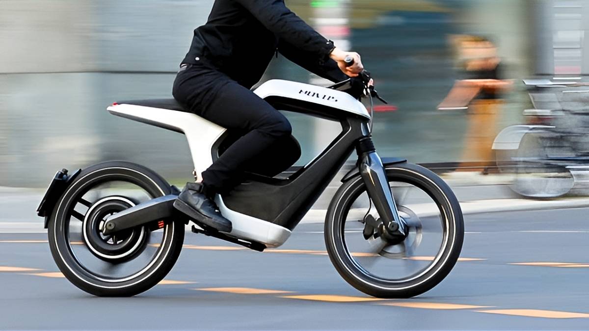 Experience the NOVUS One First Ever Premium Lightweight Electric Motorcycle