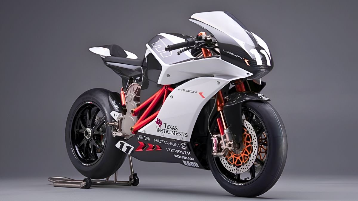 Electric Motorcycles vs Gas Powered bikes performance and cost comparison