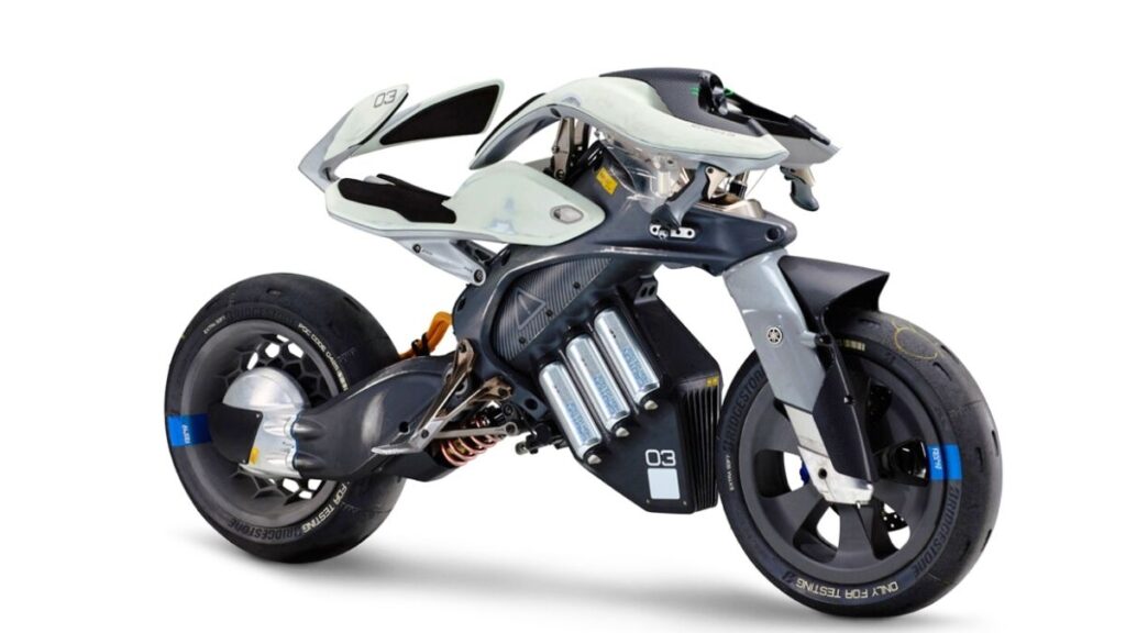 Yamaha Motoroid vs MWC 4 Concept Bikes Redefining Technology and Performance